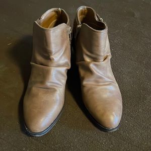 Women’s ankle boots